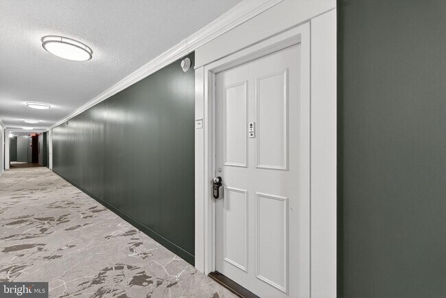 Foto del edificio - 307 Yoakum Pkwy