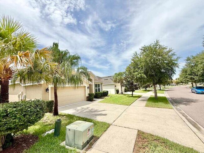 Building Photo - 8222 Willow Beach Dr