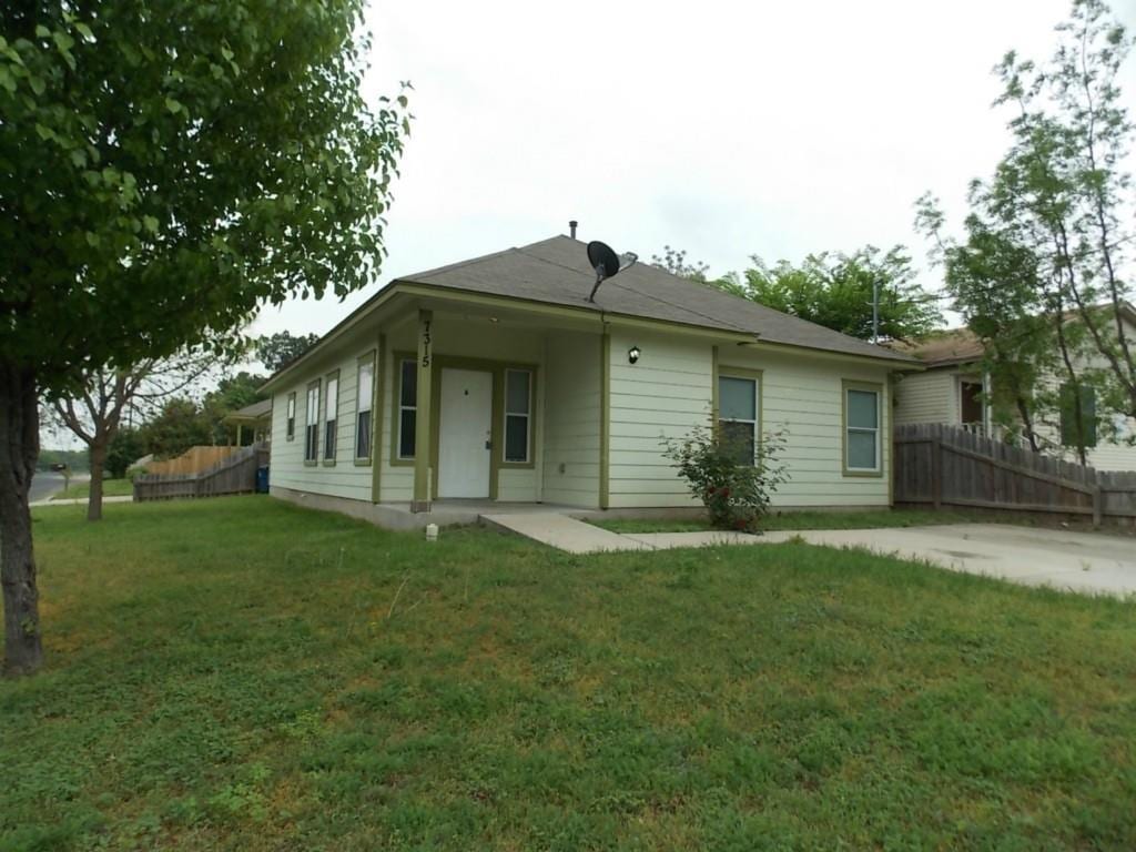 Primary Photo - 7315 Bethune Ave