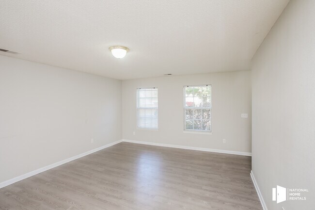 Building Photo - 1012 Coralbean Way