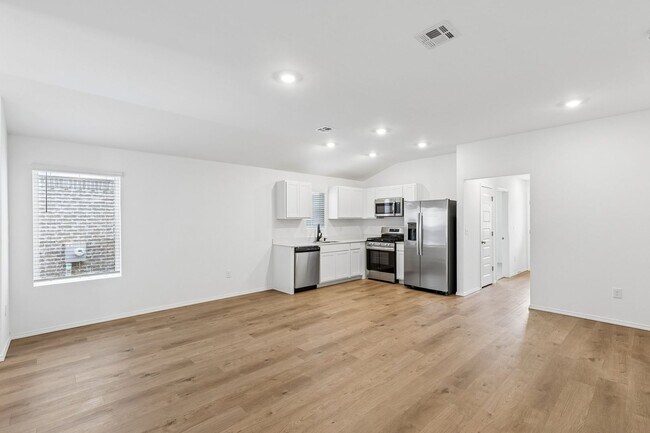 Foto del edificio - 3 Bed | 2 Bath | 1,051 SqFt