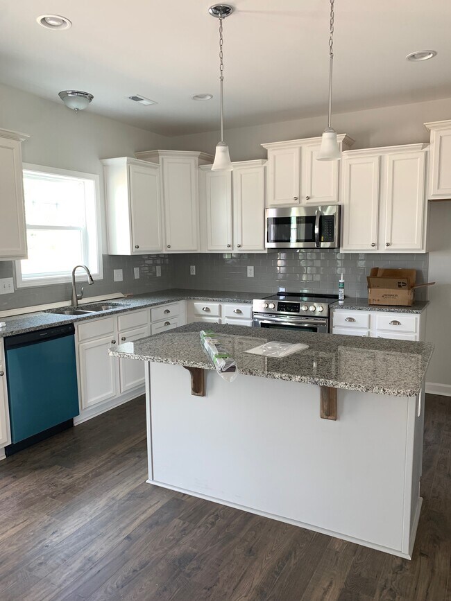 Foto del edificio - 3075 Wilton Wy