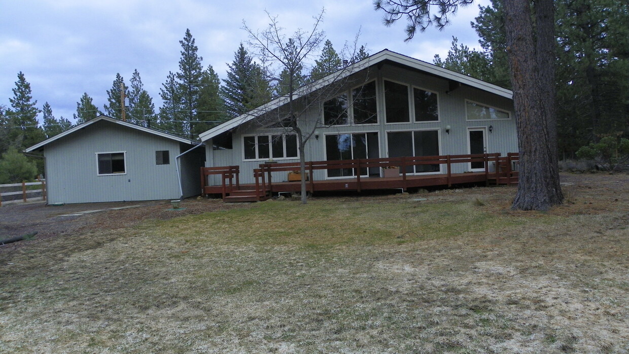 DRW! 2 Bdrm, 2 Bath, Woodstove, Washer/Dr... - DRW!  2 Bdrm, 2 Bath, Woodstove, Washer/Dr...