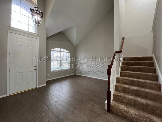 Foto del edificio - 5312 Scenic Point Dr
