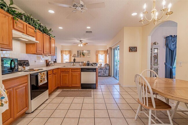 Building Photo - 7 Tamiami Way