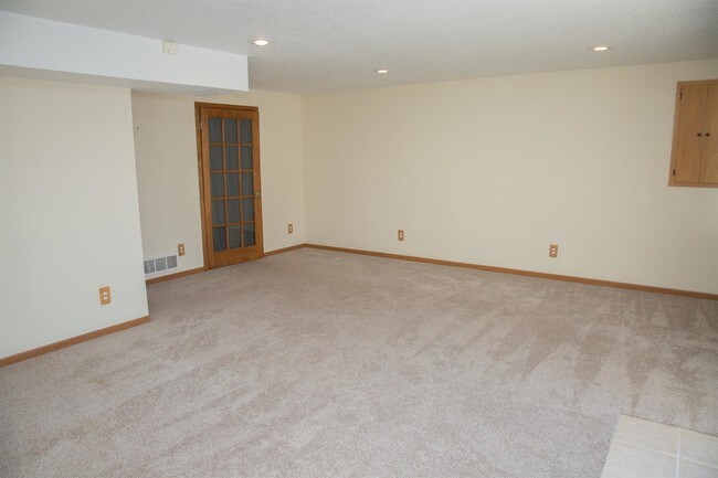 Foto del edificio - 507 Sapphire Cir