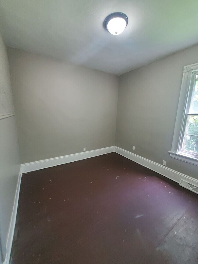 Foto del edificio - 2168 N 37th St. (Duplex)