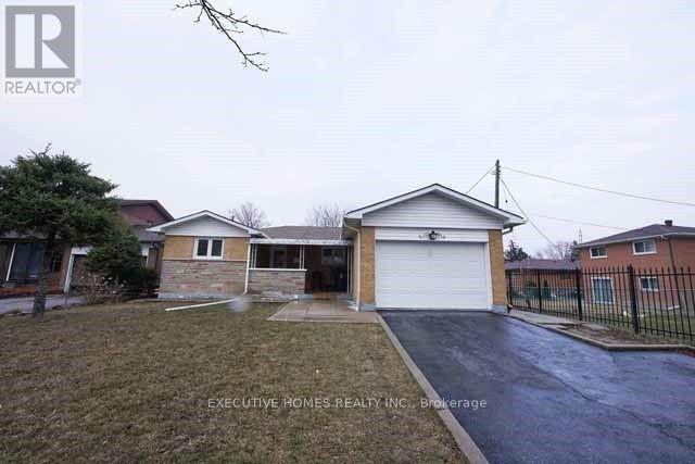 Photo principale - 2 Leighton Ct
