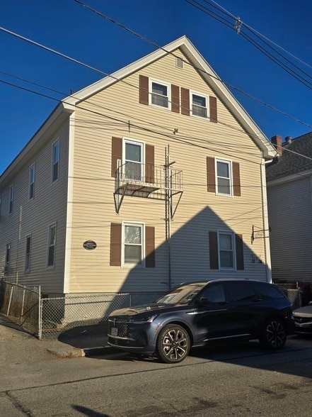 Building Photo - 32 Agawam St