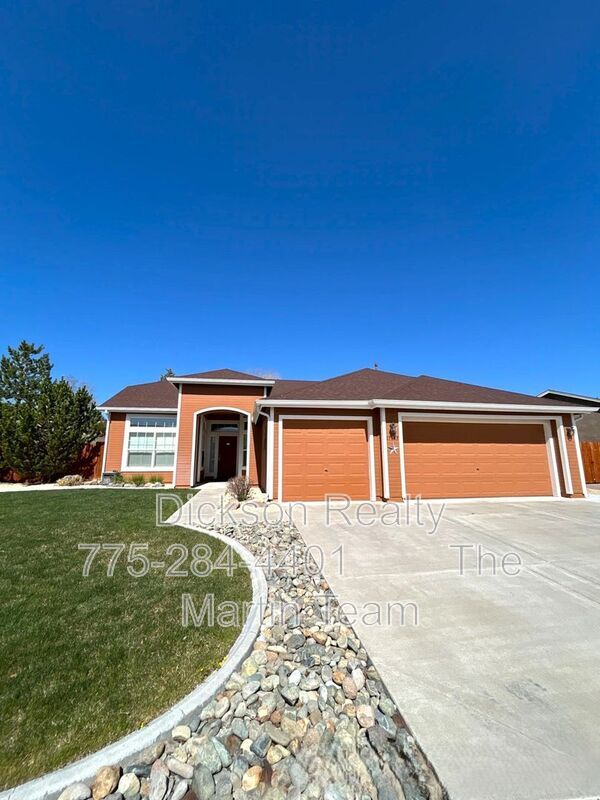 Foto principal - 17845 Thunder River Dr