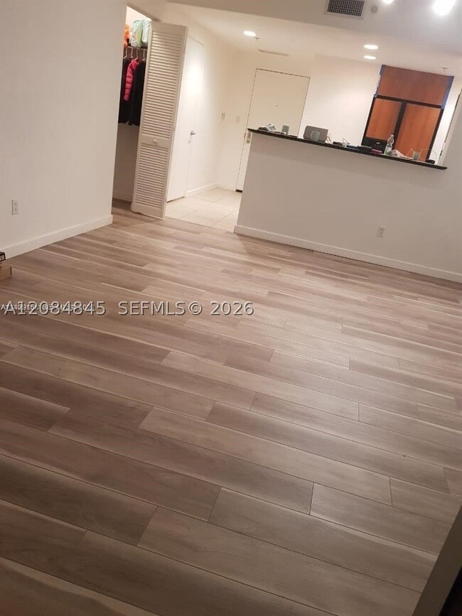 Building Photo - 335 S Biscayne Blvd