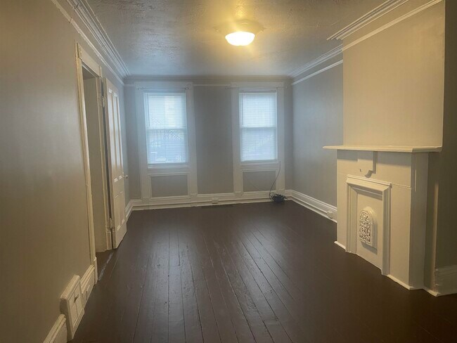 Foto del edificio - 109.5 Oak St