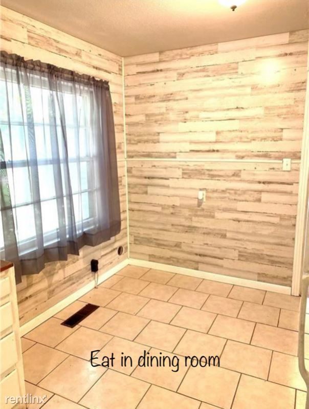 Building Photo - 3 br, 1 bath House - 1718 S 14th St