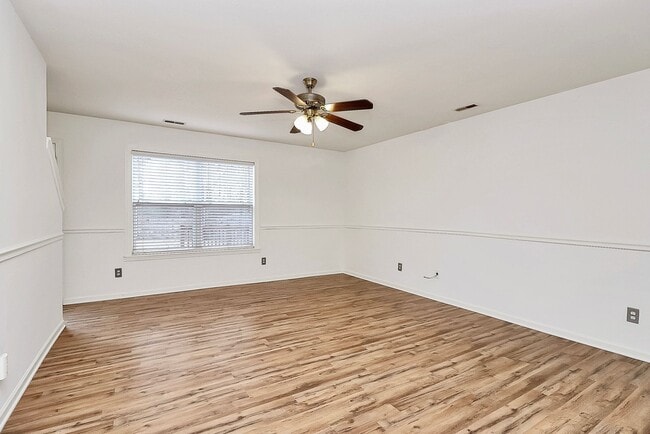 Foto del edificio - 3 Bed/2 Bath Home for RENT