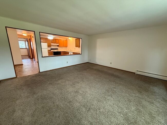 Building Photo - Faircrest Apartments