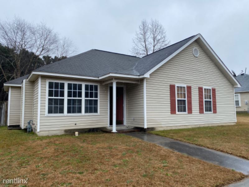 3 br, 2 bath House 4717 E Creek Mill Ct House Rental in Grovetown