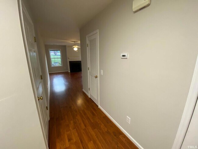 Building Photo - 2413 Wellington Ridge Loop