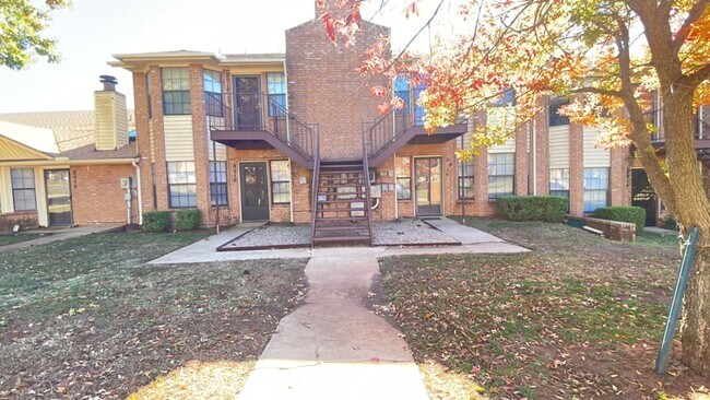 Foto del edificio - 8916 1/2 Fairfield Greens