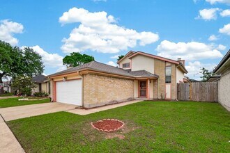 Building Photo - 13431 Clarewood Dr