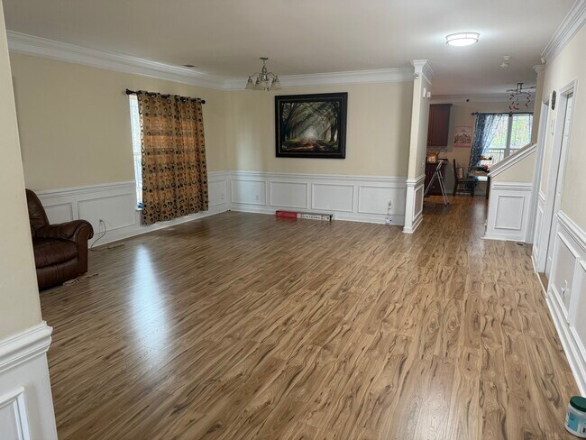 Foto del edificio - 117 Magnolia Dr