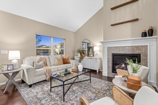 Foto del edificio - Beautifully Upgraded 3-Bedroom Home in Prairie Village with Finished Basement