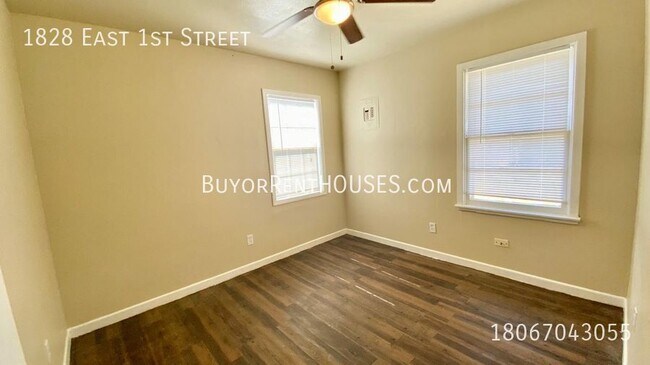 Building Photo - Handyman Special $99 Move in + Admin Fee /...