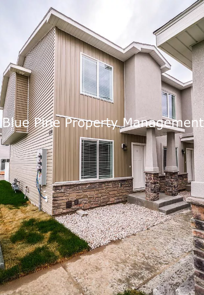Primary Photo - 710 S Saturn Ave
