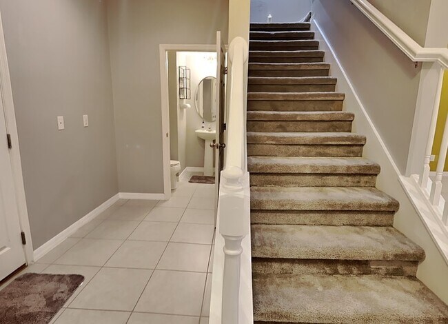 Building Photo - 4403 Gumbo Limbo Dr