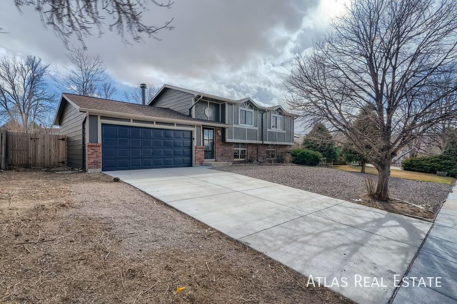 Foto principal - 2029 Whitehorn Dr N