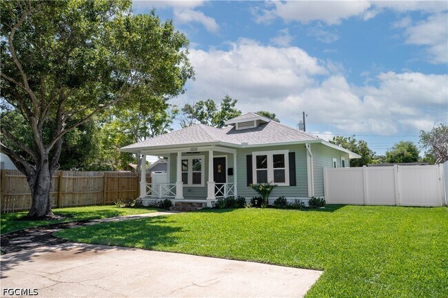 Foto del edificio - 4058 39th Ave N