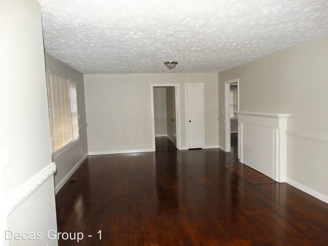 Foto del edificio - 1845 St Charles Ct SW