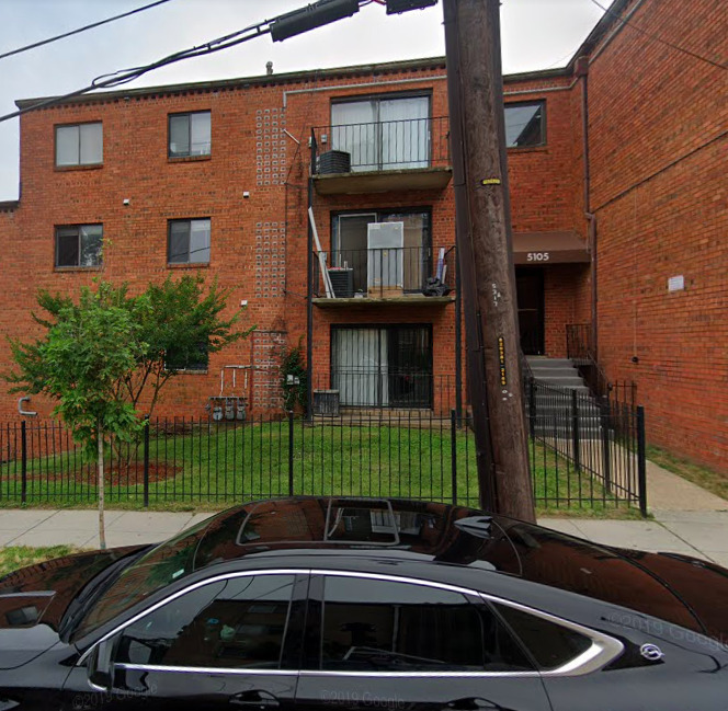 Foto principal - 5105 F St SE