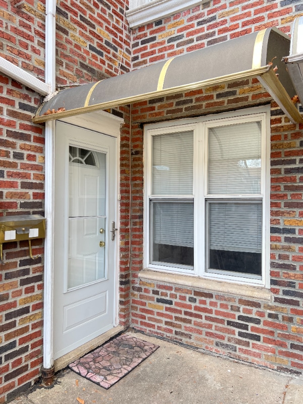 Foto principal - 8838 19th Ave