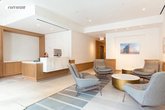 Foto del edificio - 500 Waverly Ave