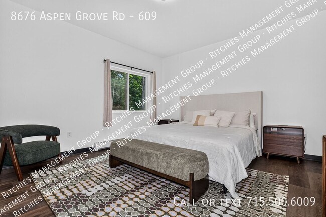 Foto del edificio - 8676 Aspen Ln