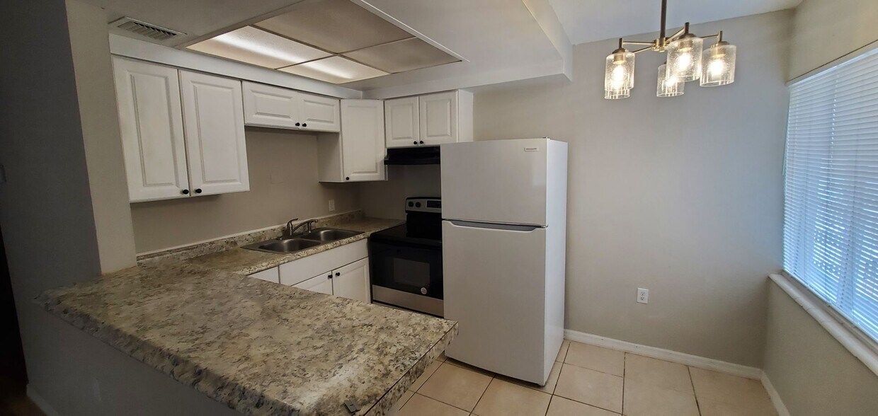 Primary Photo - Renovated Apartment in Cocoa, FL (1 Bedroom)