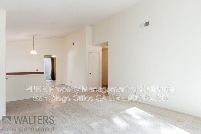 Building Photo - 15665 Maturin Dr