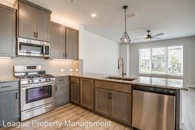 Foto del edificio - 3 br, 2 bath House - 7561 Reis Ln
