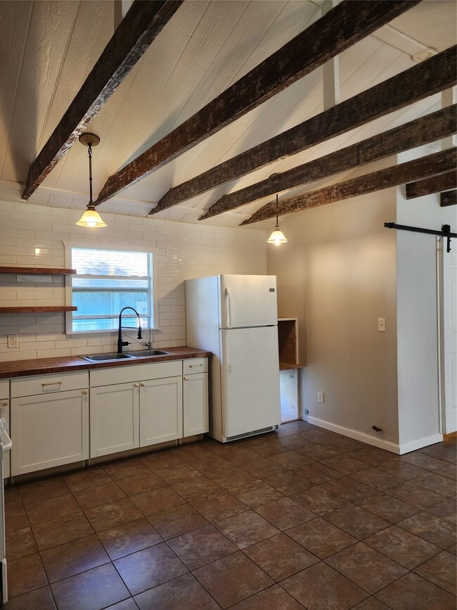 Foto del edificio - 13373 Southshore Dr