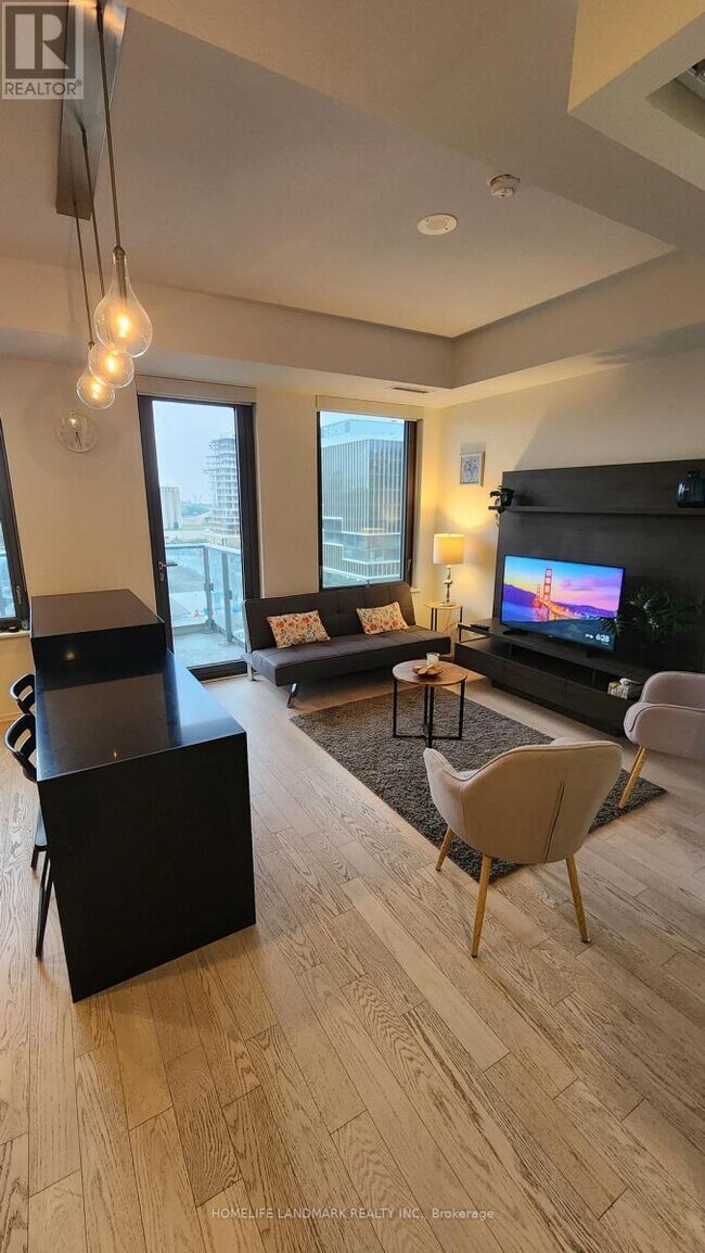 Building Photo - 12 Bonnycastle St