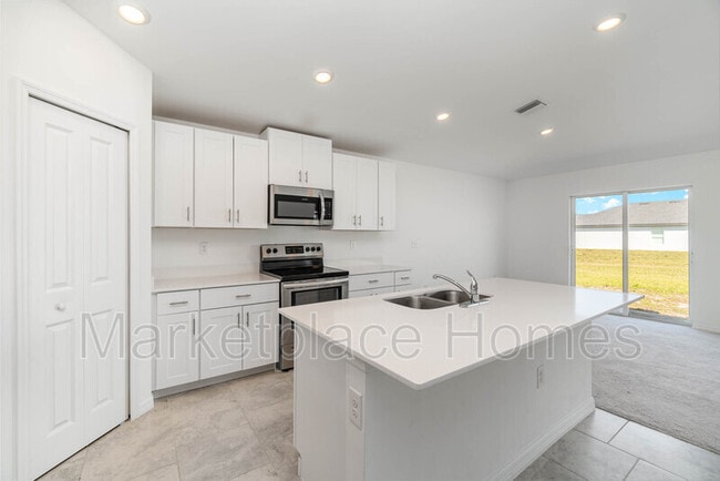 Building Photo - 4204 Palatina Way