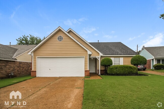Building Photo - 6354 Amanda Oaks Cir N