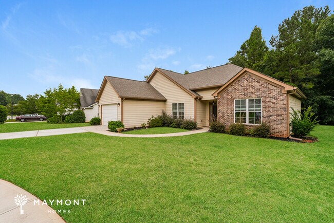 Building Photo - 30 Meadowbrook Ct