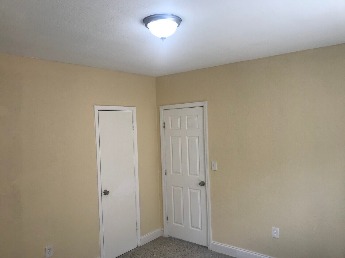Bedroom - 1311 Sharazad Blvd