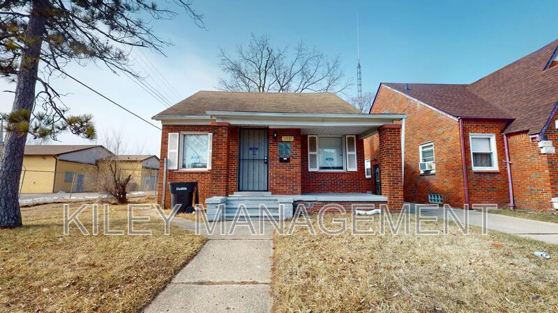 Foto principal - 15327 Marlowe St