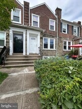 Building Photo - 6656 Blakemore St
