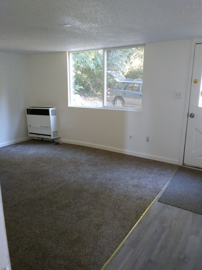 Foto del edificio - 10600 West Dr