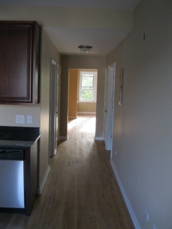 Foto del edificio - 3351 N Lawndale Ave