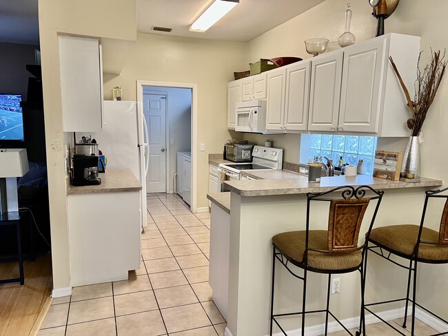 Building Photo - 10709 Pearl Bay Cir
