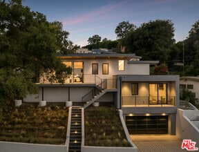 Building Photo - 3616 Cadman Dr